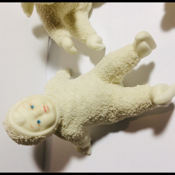 Snowbabies “All Fall Down” Department 56 - Picture 3 of 16